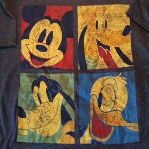 Disney medium Mickey Goofy Donald short sleeve